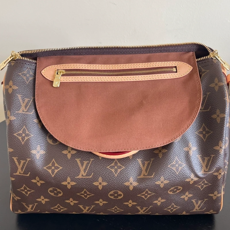 Louis Vuitton speedy 30 bandoulière monogram LUXE DE SECONDE MAIN AUTHENTIQUE CERTIFICAT D'AUTHENTICITE ENTRUPY. SAC DE LUXE D'OCCASION PAS CHER LOUIS VUITTON FULL SET.