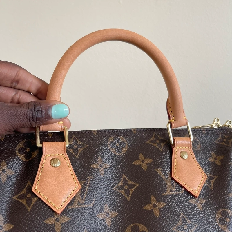 Louis Vuitton speedy 30 bandoulière monogram LUXE DE SECONDE MAIN AUTHENTIQUE CERTIFICAT D'AUTHENTICITE ENTRUPY. SAC DE LUXE D'OCCASION PAS CHER LOUIS VUITTON FULL SET.