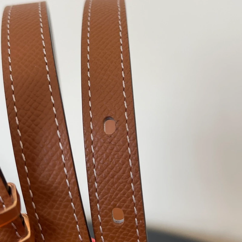 HERMES ceinture POP H gold LUXE DE SECONDE MAIN AUTHENTIQUE CERTIFICAT D'AUTHENTICITE ENTRUPY. SAC DE LUXE. HERMES FULL SET