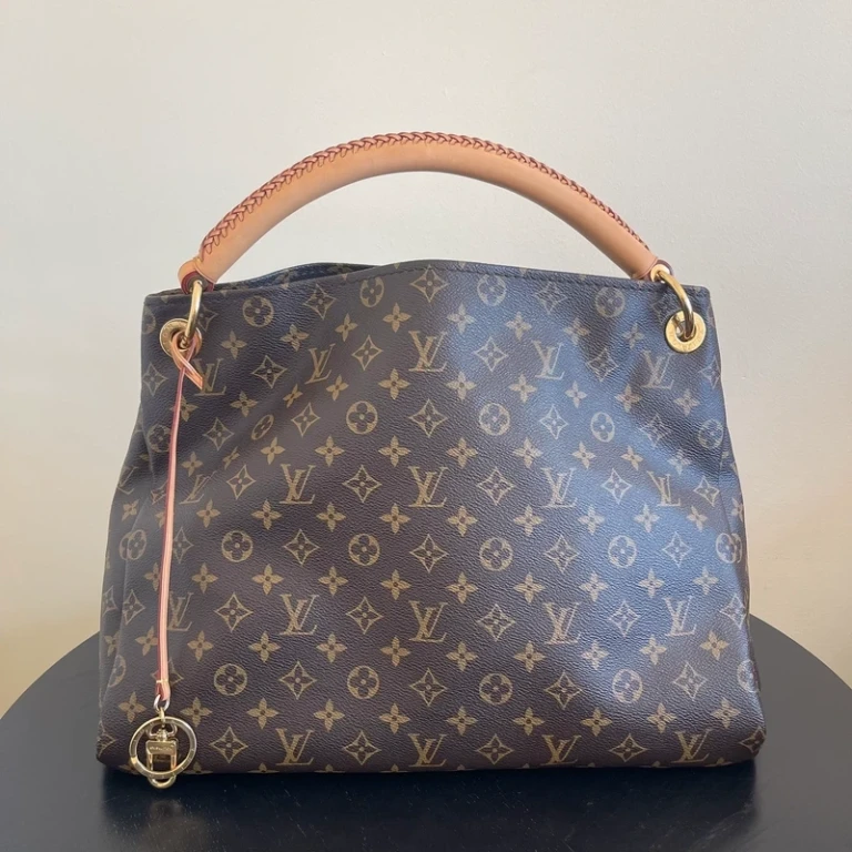 LOUIS VUITTON Artsy MM monogram LUXE DE SECONDE MAIN AUTHENTIQUE CERTIFICAT D'AUTHENTICITE ENTRUPY. SAC DE LUXE D'OCCASION PAS CHER LOUIS VUITTON FULL SET