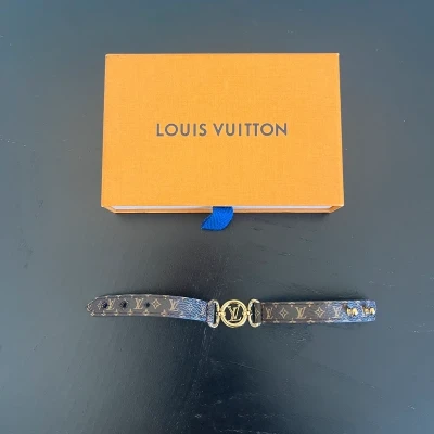 Louis Vuitton bracelet LV circle monogram BIJOUX DE LUXE DE SECONDE MAIN AUTHENTIQUE. CERTIFICAT ENTRUPY