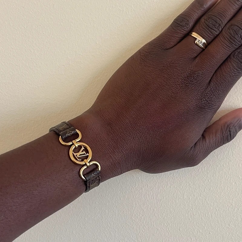 Louis Vuitton bracelet LV circle monogram BIJOUX DE LUXE DE SECONDE MAIN AUTHENTIQUE. CERTIFICAT ENTRUPY