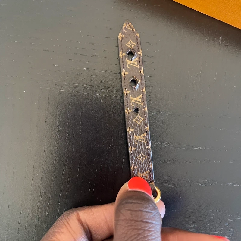 Louis Vuitton bracelet LV circle monogram BIJOUX DE LUXE DE SECONDE MAIN AUTHENTIQUE. CERTIFICAT ENTRUPY