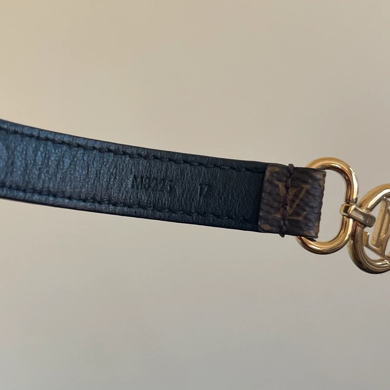 Louis Vuitton bracelet LV circle monogram BIJOUX DE LUXE DE SECONDE MAIN AUTHENTIQUE. CERTIFICAT ENTRUPY