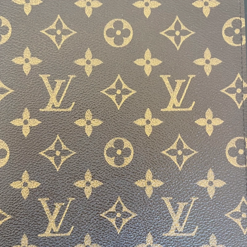 Louis Vuitton couverture pour agenda de bureau vintage LUXE DE SECONDE MAIN AUTHENTIQUE CERTIFICAT D'AUTHENTICITE ENTRUPY. SAC DE LUXE D'OCCASION