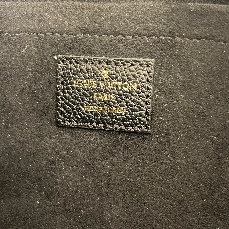 LOUIS VUITTON Félicie en cuir monogram empreinte noir SAC DE LUXE DE SECONDE MAIN AUTHENTIQUE CERTIFICAT D'AUTHENTICITE ENTRUPY. SAC DE LUXE D'OCCASION PAS CHER LV FULL SET.