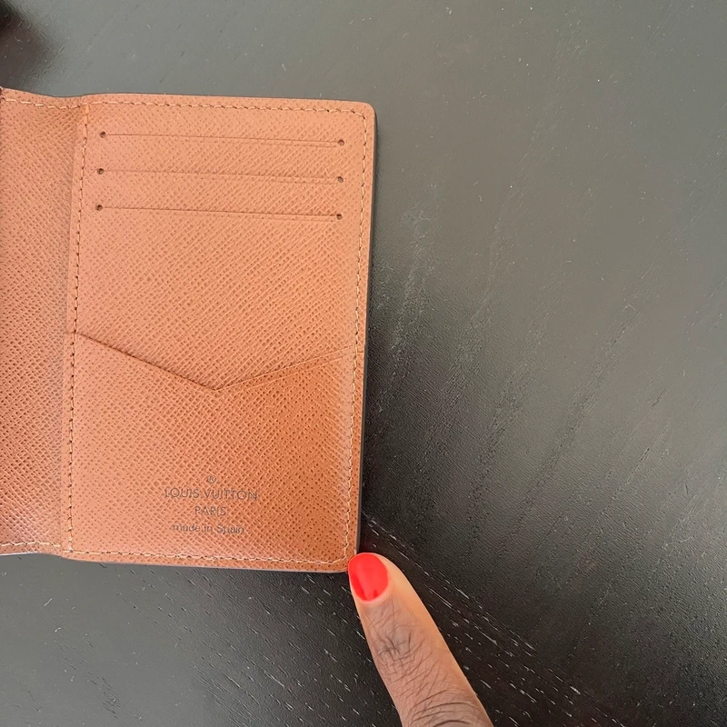 LOUIS VUITTON organizer de poche monogram LUXE DE SECONDE MAIN AUTHENTIQUE CERTIFICAT D'AUTHENTICITE ENTRUPY. SAC DE LUXE D'OCCASION PAS CHER. PETITE MAROQUINERIE LV