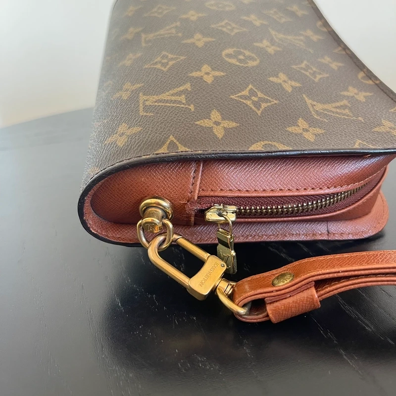 LOUIS VUITTON pochette Orsay monogram vintage SAC DE LUXE DE SECONDE MAIN AUTHENTIQUE. CERTIFICAT ENTRUPY