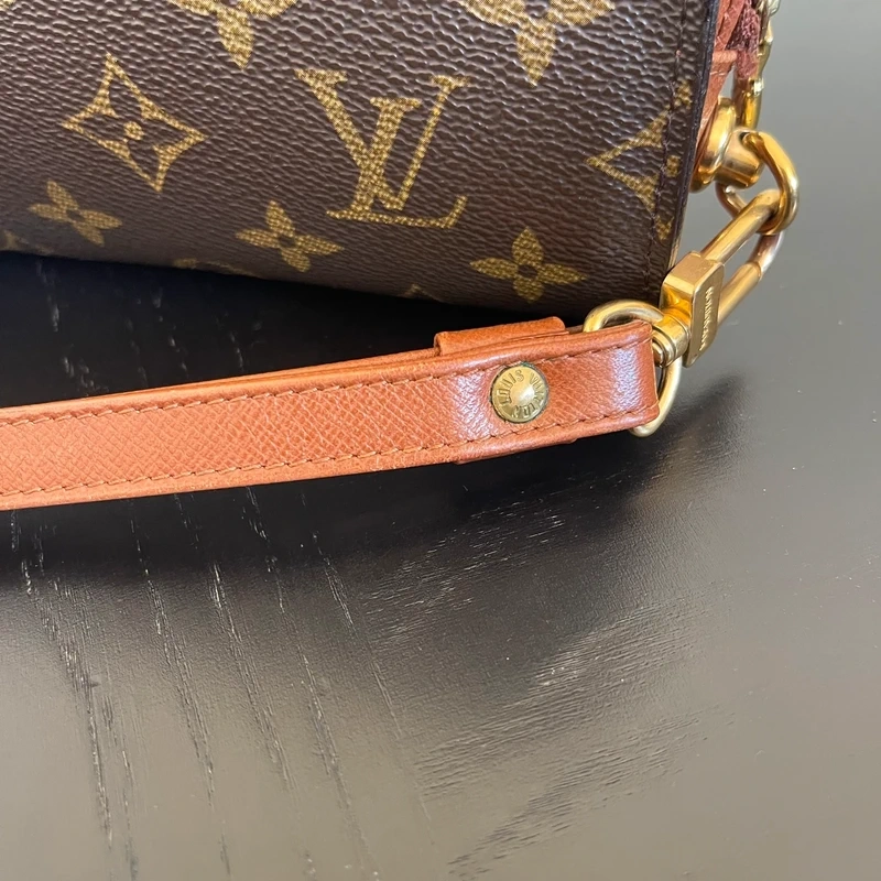 LOUIS VUITTON pochette Orsay monogram vintage SAC DE LUXE DE SECONDE MAIN AUTHENTIQUE. CERTIFICAT ENTRUPY