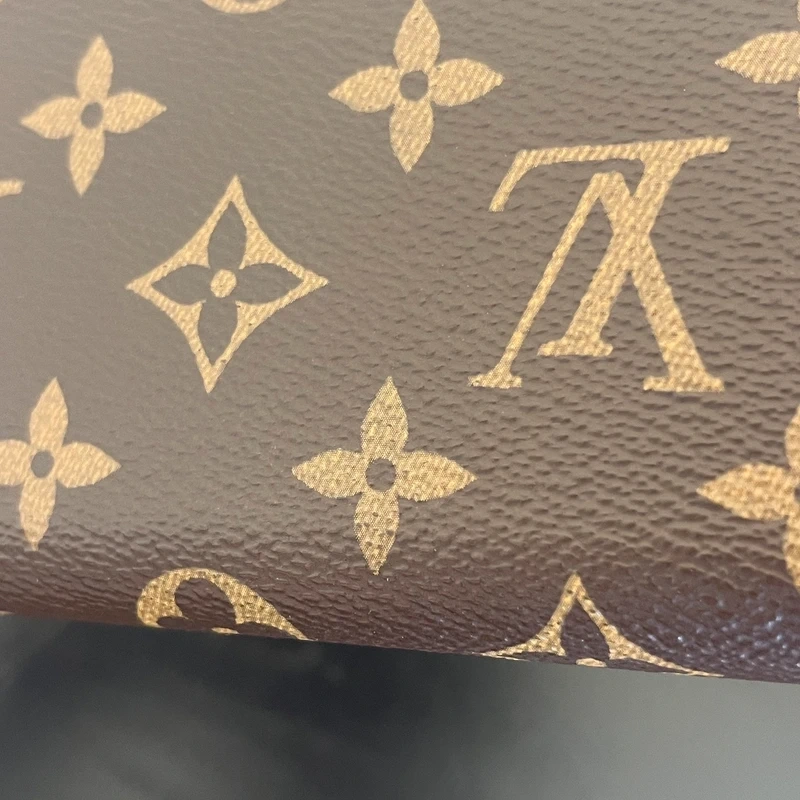 LOUIS VUITTON portefeuille Clémence monogram ballerine. LUXE DE SECONDE MAIN AUTHENTIQUE. LV FULL SET. SAC DE LUXE