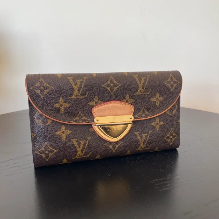 LOUIS VUITTON portefeuille Eugénie monogram LUXE DE SECONDE MAIN AUTHENTIQUE. LV FULL SET. SAC DE LUXE