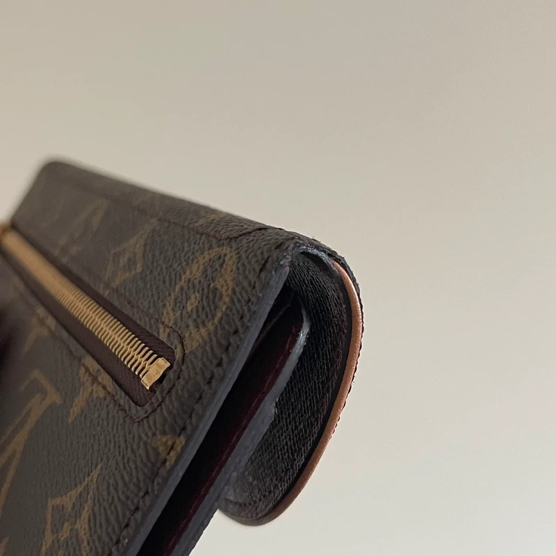 Louis Vuitton portefeuille Eugenie monogram LUXE DE SECONDE MAIN AUTHENTIQUE. SAC DE LUXE LV ENTRUPY CERTIFICATE