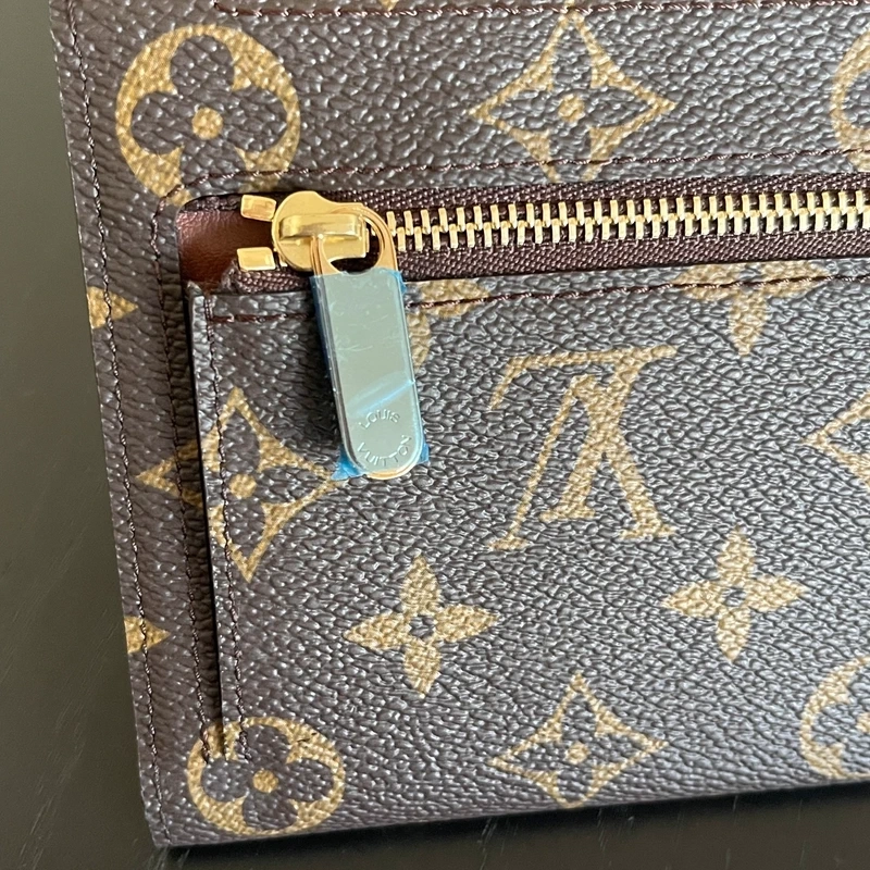 Louis Vuitton portefeuille Eugenie monogram LUXE DE SECONDE MAIN AUTHENTIQUE. SAC DE LUXE LV ENTRUPY CERTIFICATE