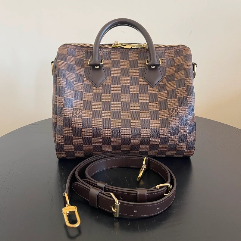 Louis Vuitton speedy 25 bandoulière damier ébène LUXE DE SECONDE MAIN AUTHENTIQUE. SAC DE LUXE LV ENTRUPY CERTIFICATE
