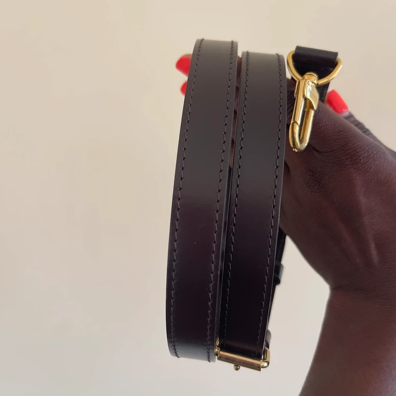 Louis Vuitton speedy 25 bandoulière damier ébène LUXE DE SECONDE MAIN AUTHENTIQUE. SAC DE LUXE LV ENTRUPY CERTIFICATE