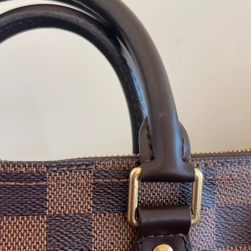 Louis Vuitton speedy 25 bandoulière damier ébène LUXE DE SECONDE MAIN AUTHENTIQUE. SAC DE LUXE LV ENTRUPY CERTIFICATE