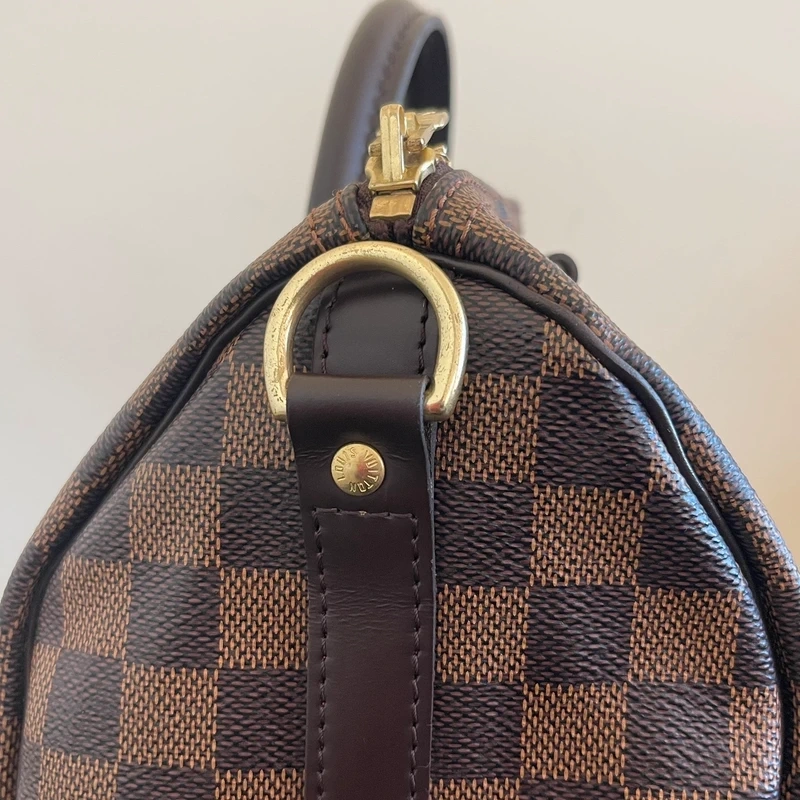 Louis Vuitton speedy 25 bandoulière damier ébène LUXE DE SECONDE MAIN AUTHENTIQUE. SAC DE LUXE LV ENTRUPY CERTIFICATE