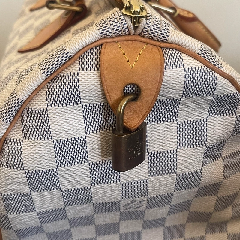 LOUIS VUITTON speedy 35 damier azur. SAC DE LUXE AUTHENTIQUE. SAC DE LUXE DE SECONDE MAIN. CERTIFICAT D'AUTHENTICITE ENTRUPY