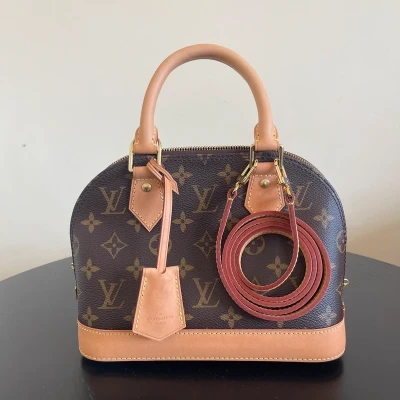 LOUIS VUITTON Alma BB monogram SAC DE LUXE LV. LUXE DE SECONDE MAIN AUTHENTIQUE. ENTRUPY CERTIFICATE
