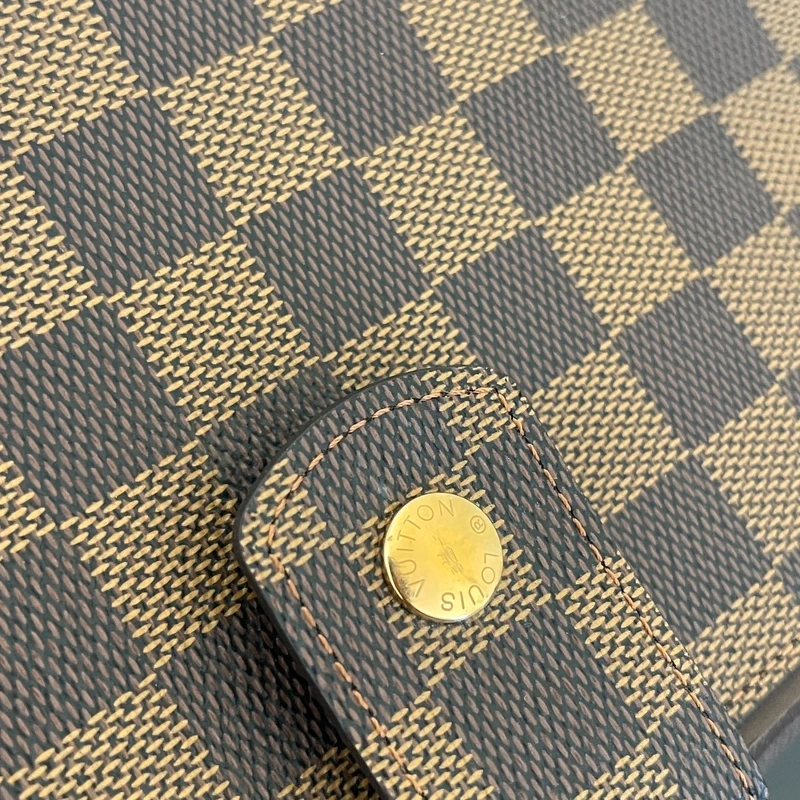 LOUIS VUITTON couverture pour agenda GM damier ébène SAC DE LUXE LV. LUXE DE SECONDE MAIN AUTHENTIQUE. ENTRUPY CERTIFICATE
