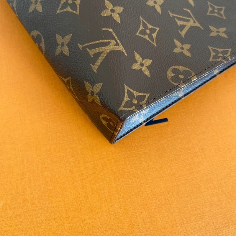 LOUIS VUITTON poche toilette 26 SAC DE LUXE LV ENTRUPY CERTIFICATE