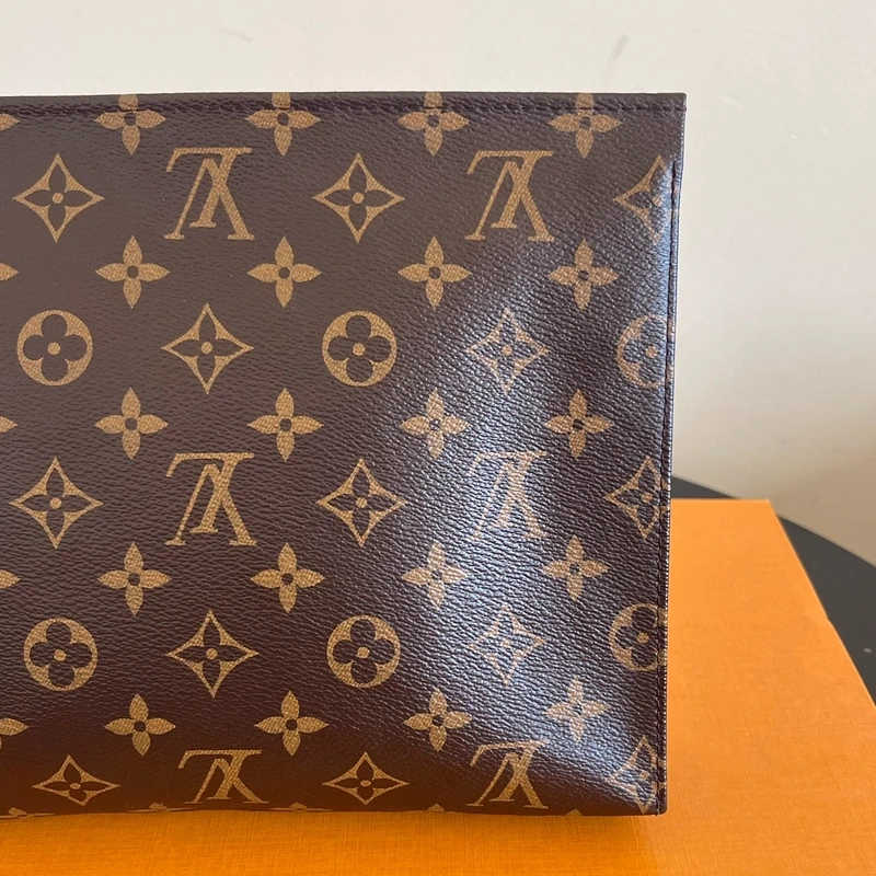 LOUIS VUITTON poche toilette 26 SAC DE LUXE LV ENTRUPY CERTIFICATE