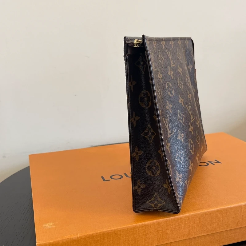 LOUIS VUITTON poche toilette 26 SAC DE LUXE LV ENTRUPY CERTIFICATE