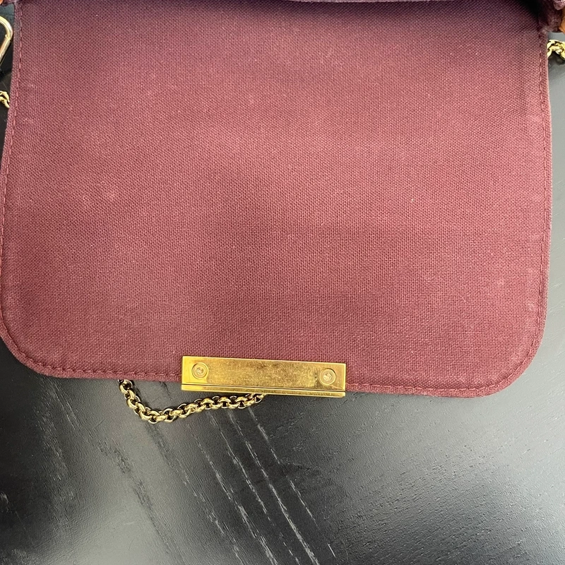 LOUIS VUITTON pochette favorite monogram SAC DE LUXE LV. LUXE DE SECONDE MAIN AUTHENTIQUE. ENTRUPY CERTIFICATE