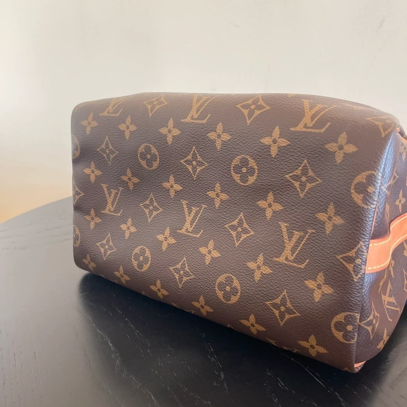LOUIS VUITTON speedy 25 bandoulière monogram SAC DE LUXE LV. LUXE DE SECONDE MAIN AUTHENTIQUE. ENTRUPY CERTIFICATE