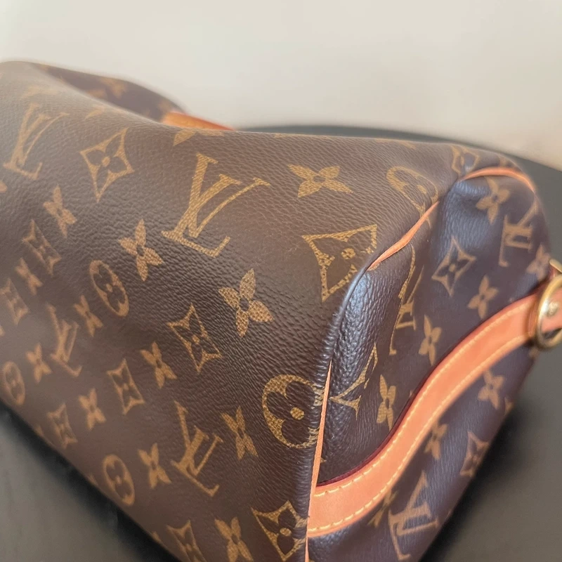 LOUIS VUITTON speedy 25 bandoulière monogram SAC DE LUXE LV. LUXE DE SECONDE MAIN AUTHENTIQUE. ENTRUPY CERTIFICATE