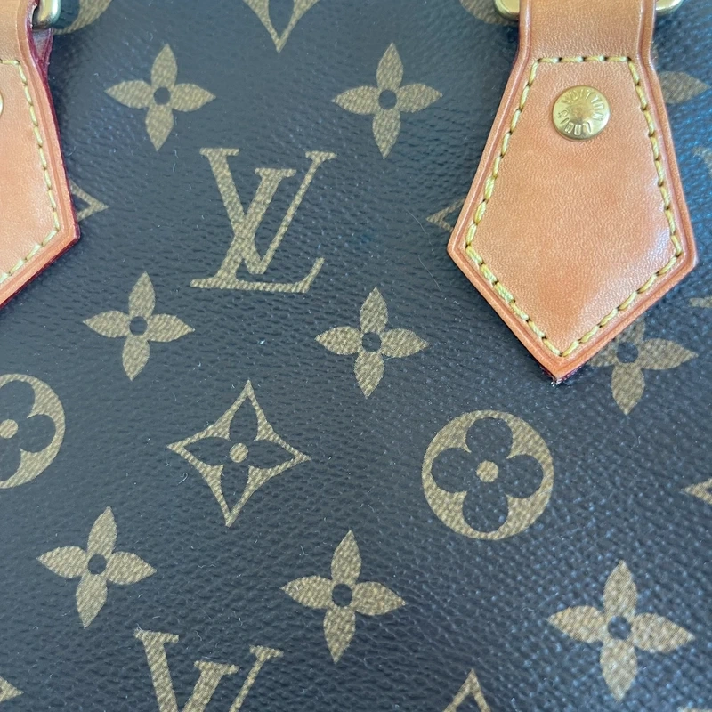 LOUIS VUITTON speedy 25 bandoulière monogram SAC DE LUXE LV. LUXE DE SECONDE MAIN AUTHENTIQUE. ENTRUPY CERTIFICATE
