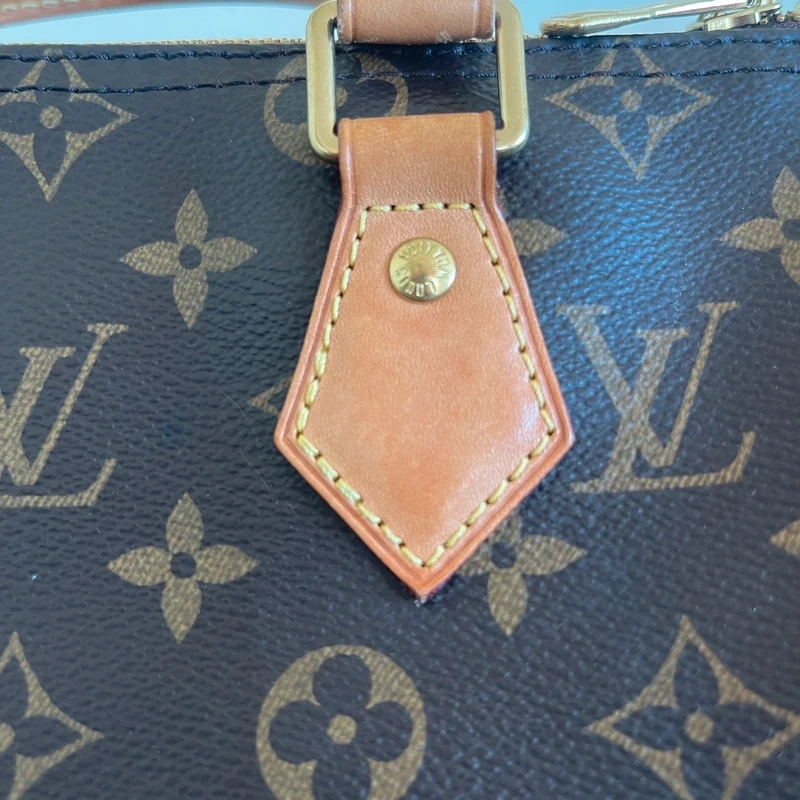 LOUIS VUITTON speedy 25 bandoulière monogram SAC DE LUXE LV. LUXE DE SECONDE MAIN AUTHENTIQUE. ENTRUPY CERTIFICATE
