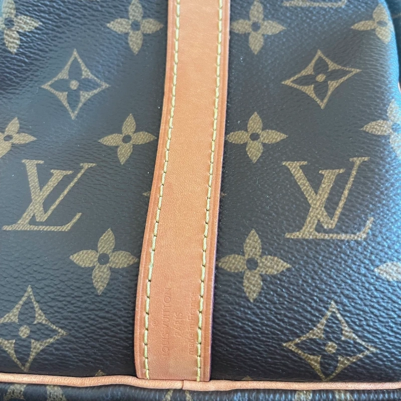 LOUIS VUITTON speedy 25 bandoulière monogram SAC DE LUXE LV. LUXE DE SECONDE MAIN AUTHENTIQUE. ENTRUPY CERTIFICATE