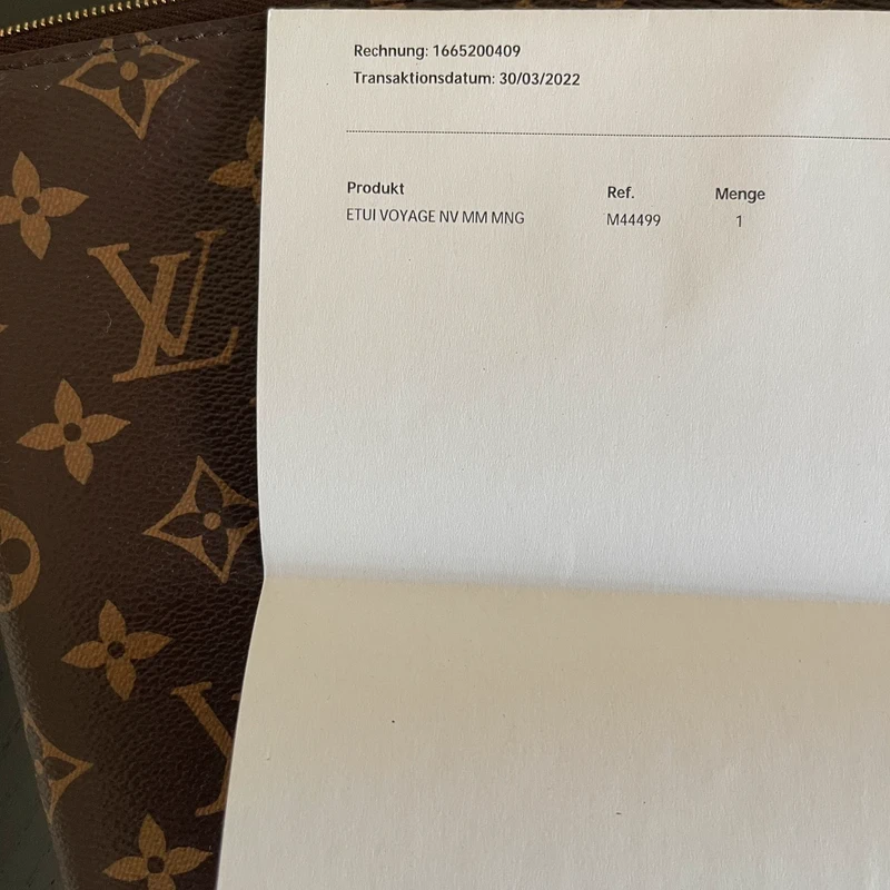 LUXE DE SECONDE MAIN AUTHENTIQUE. PETITE MAROQUINERIE DE LUXE. ENTRUPY CERTIFICATE