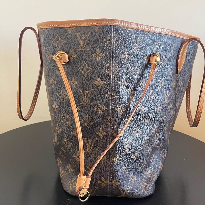 Louis Vuitton neverfull MM vintage SAC DE LUXE DE SECONDE MAIN AUTHENTIQUE. PETITE MAROQUINERIE DE LUXE. ENTRUPY CERTIFICATE