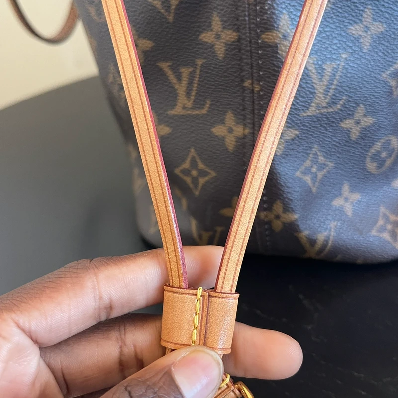 Louis Vuitton neverfull MM vintage SAC DE LUXE DE SECONDE MAIN AUTHENTIQUE. PETITE MAROQUINERIE DE LUXE. ENTRUPY CERTIFICATE