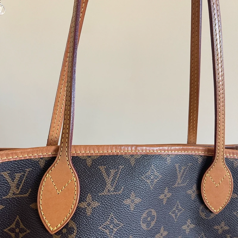 Louis Vuitton neverfull MM vintage SAC DE LUXE DE SECONDE MAIN AUTHENTIQUE. PETITE MAROQUINERIE DE LUXE. ENTRUPY CERTIFICATE