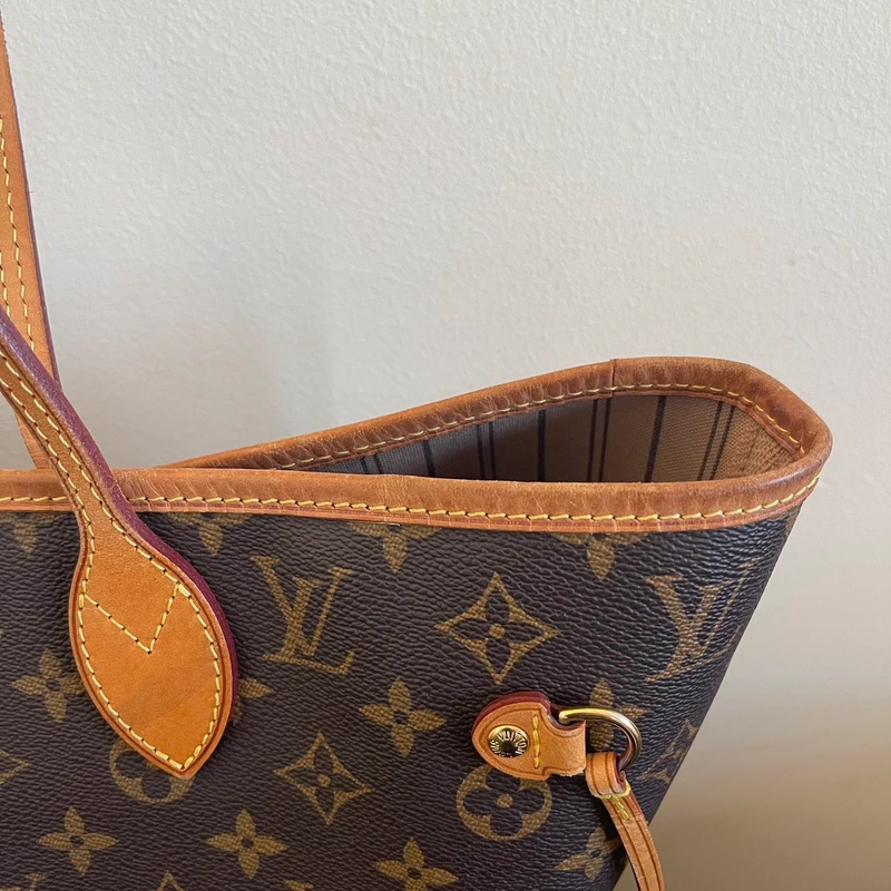 Louis Vuitton neverfull MM vintage SAC DE LUXE DE SECONDE MAIN AUTHENTIQUE. PETITE MAROQUINERIE DE LUXE. ENTRUPY CERTIFICATE