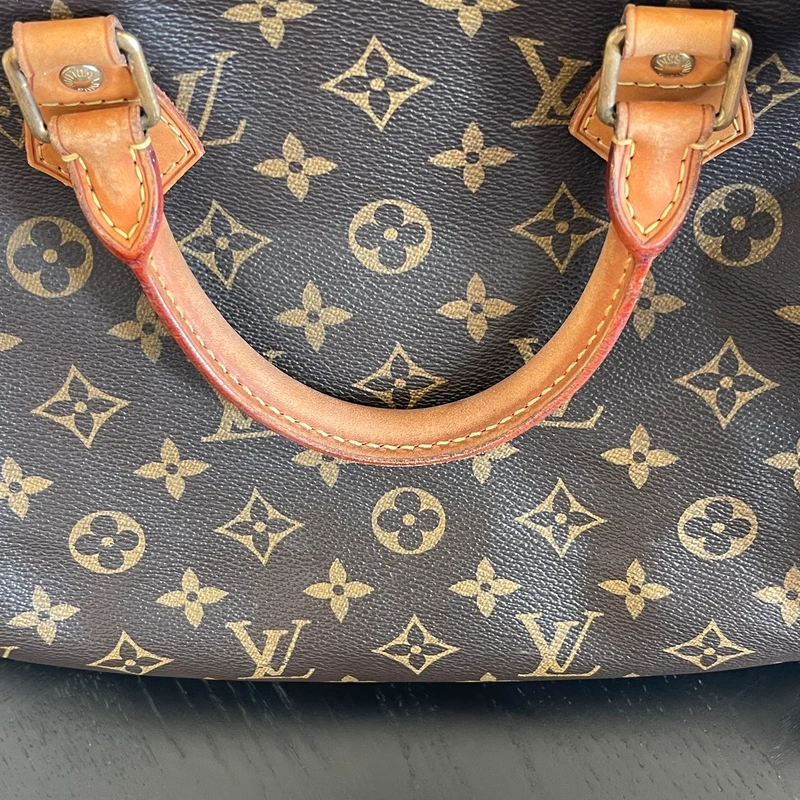 Louis Vuitton speedy 35 monogram bandoulière SAC DE LUXE DE SECONDE MAIN AUTHENTIQUE. PETITE MAROQUINERIE DE LUXE. ENTRUPY CERTIFICATE