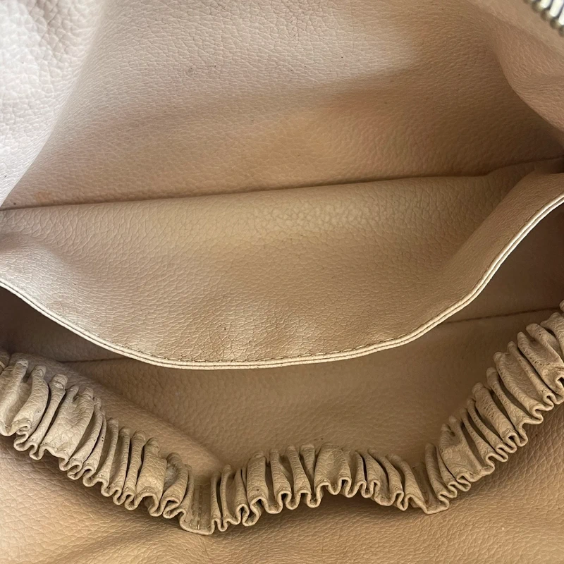 Louis Vuitton trousse 23 monogram vintage LUXE DE SECONDE MAIN AUTHENTIQUE. PETITE MAROQUINERIE DE LUXE. ENTRUPY CERTIFICATE