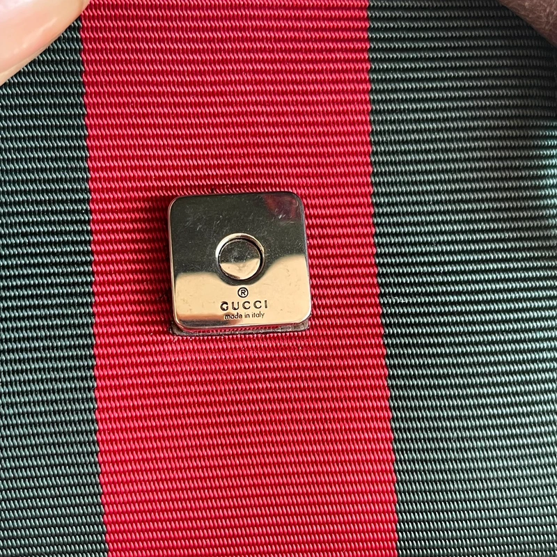 Gucci horsebit chain small réedition FW23 GG canvas web SAC DE LUXE DE SECONDE MAIN AUTHENTIQUE CERTIFICAT D'AUTHENTICITE ENTRUPY. SAC DE LUXE D'OCCASION PAS CHER.