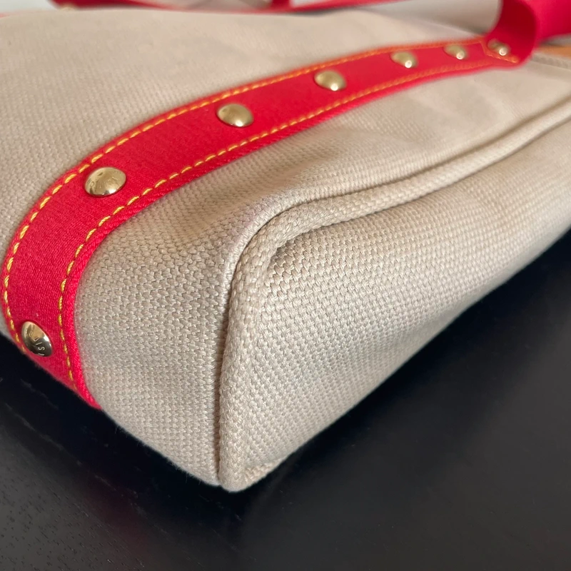 Louis Vuitton cabas antigua MM en toile beige SAC DE LUXE DE SECONDE MAIN AUTHENTIQUE. PETITE MAROQUINERIE DE LUXE. ENTRUPY CERTIFICATE