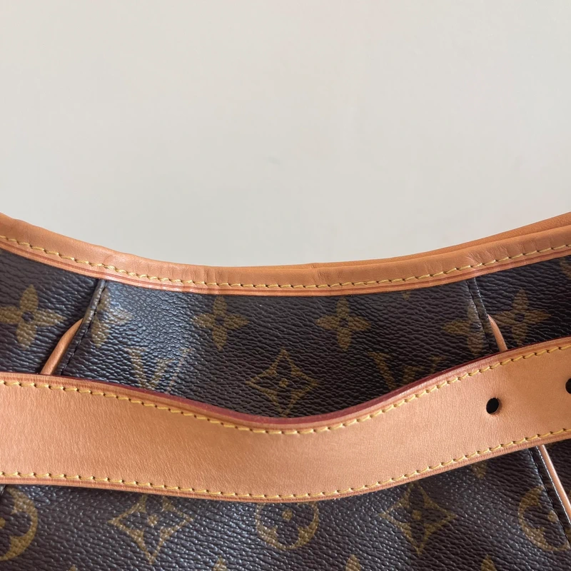 SAC DE LUXE DE SECONDE MAIN AUTHENTIQUE. PETITE MAROQUINERIE DE LUXE. ENTRUPY CERTIFICATE