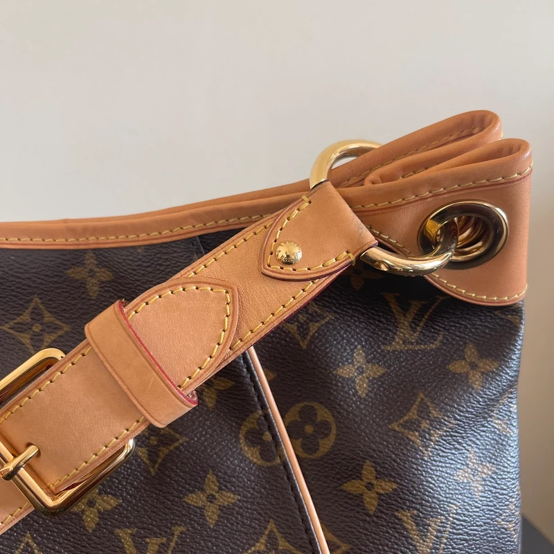 SAC DE LUXE DE SECONDE MAIN AUTHENTIQUE. PETITE MAROQUINERIE DE LUXE. ENTRUPY CERTIFICATE