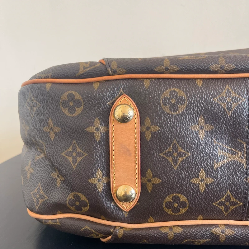 SAC DE LUXE DE SECONDE MAIN AUTHENTIQUE. PETITE MAROQUINERIE DE LUXE. ENTRUPY CERTIFICATE