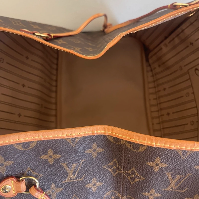 Louis Vuitton neverfull GM monogram SAC DE LUXE DE SECONDE MAIN AUTHENTIQUE. PETITE MAROQUINERIE DE LUXE. ENTRUPY CERTIFICATE