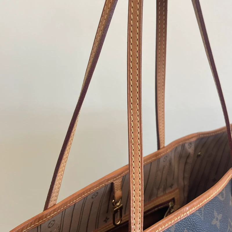 Louis Vuitton neverfull GM monogram SAC DE LUXE DE SECONDE MAIN AUTHENTIQUE. PETITE MAROQUINERIE DE LUXE. ENTRUPY CERTIFICATE