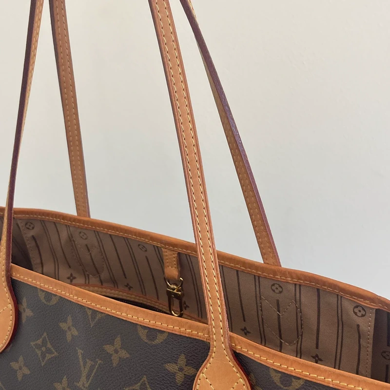 Louis Vuitton neverfull GM monogram SAC DE LUXE DE SECONDE MAIN AUTHENTIQUE. PETITE MAROQUINERIE DE LUXE. ENTRUPY CERTIFICATE
