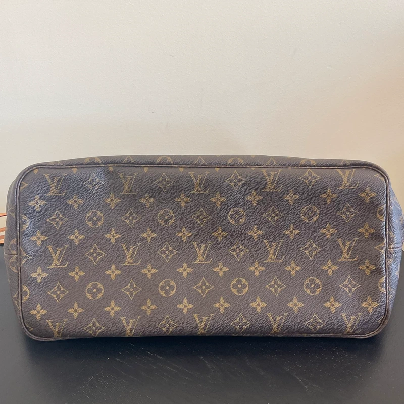 Louis Vuitton neverfull GM monogram SAC DE LUXE DE SECONDE MAIN AUTHENTIQUE. PETITE MAROQUINERIE DE LUXE. ENTRUPY CERTIFICATE