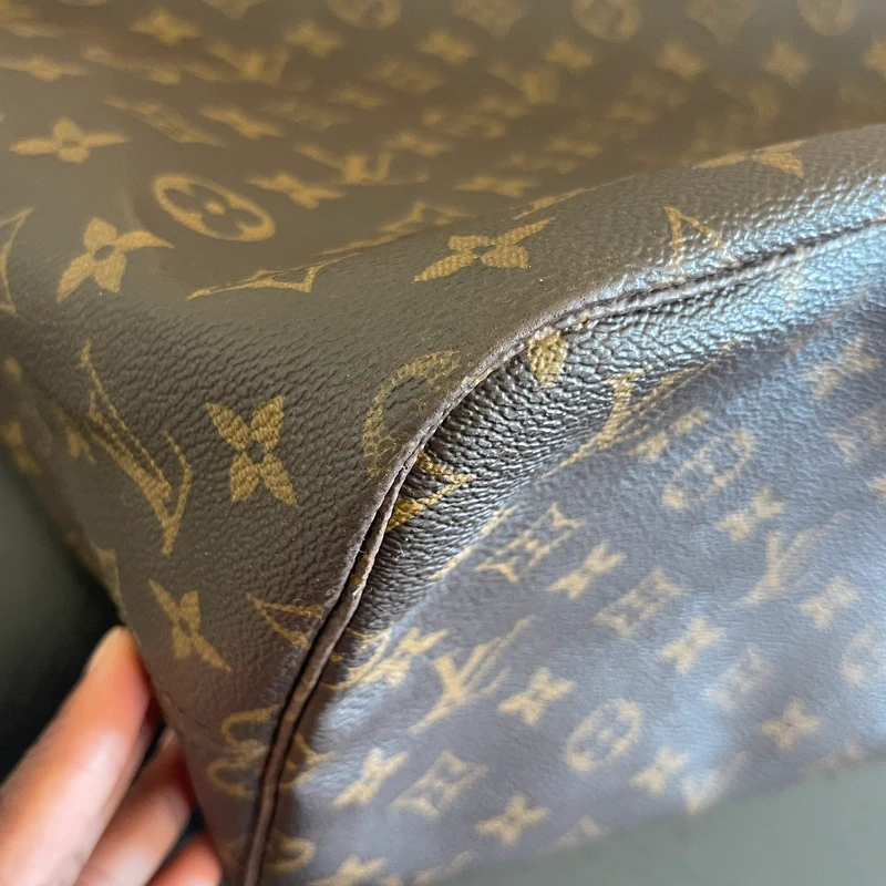 Louis Vuitton neverfull GM monogram SAC DE LUXE DE SECONDE MAIN AUTHENTIQUE. PETITE MAROQUINERIE DE LUXE. ENTRUPY CERTIFICATE